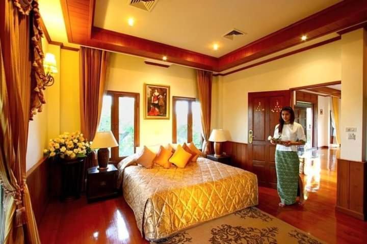 Oriental Siam Resort - Sha Extra Plus Certified Csiangmaj Kültér fotó